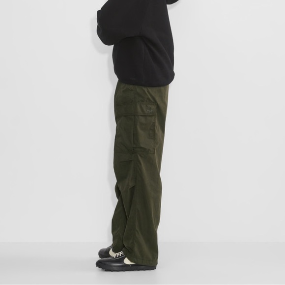 TNA Squad Pocket Parachute Pants - Picture 2 of 4
